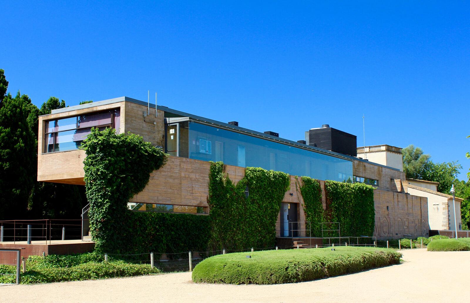 Urh - Hotel Moli Del Mig Torroella De Montgri Bagian luar foto