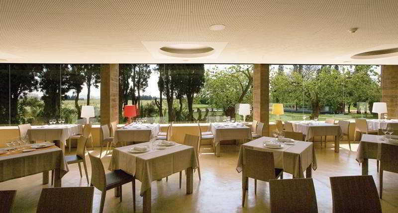Urh - Hotel Moli Del Mig Torroella De Montgri Bagian luar foto